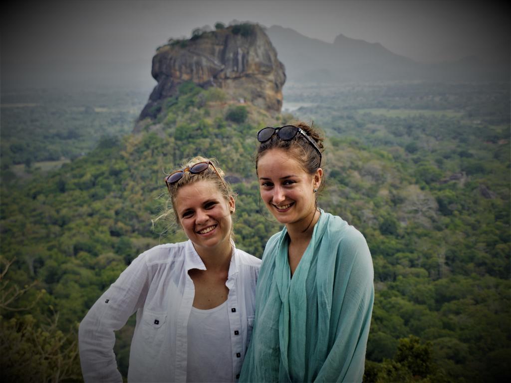 Gangadiya Lodge Sigiriya Exterior photo